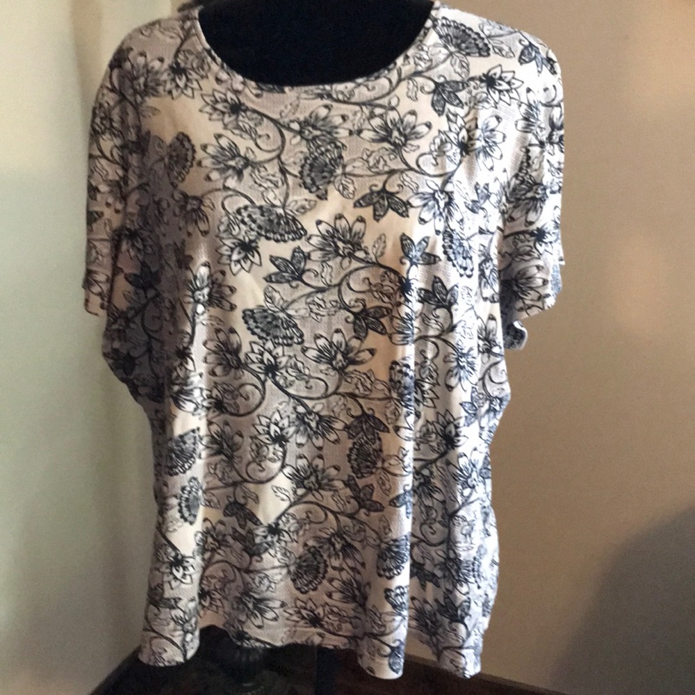 Classic tee